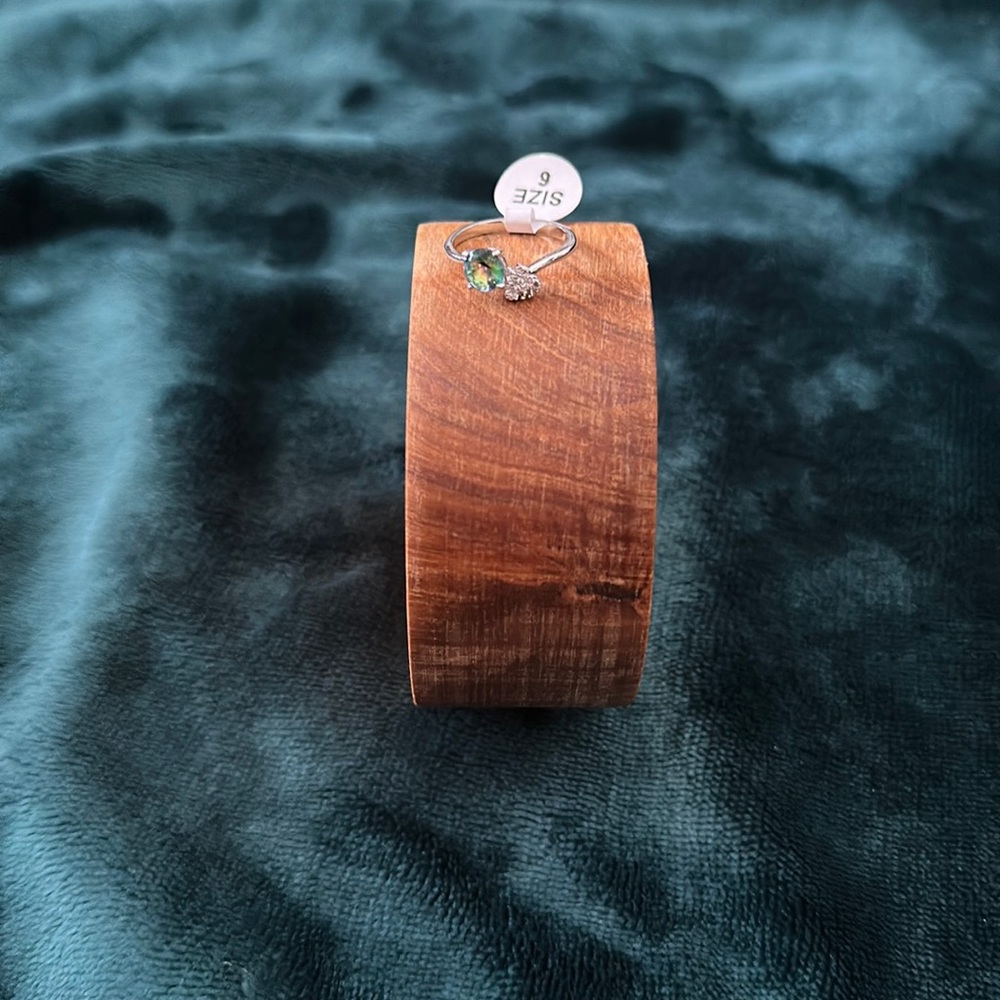 Fragrant Jewels Island Time Palm Leaf Ring